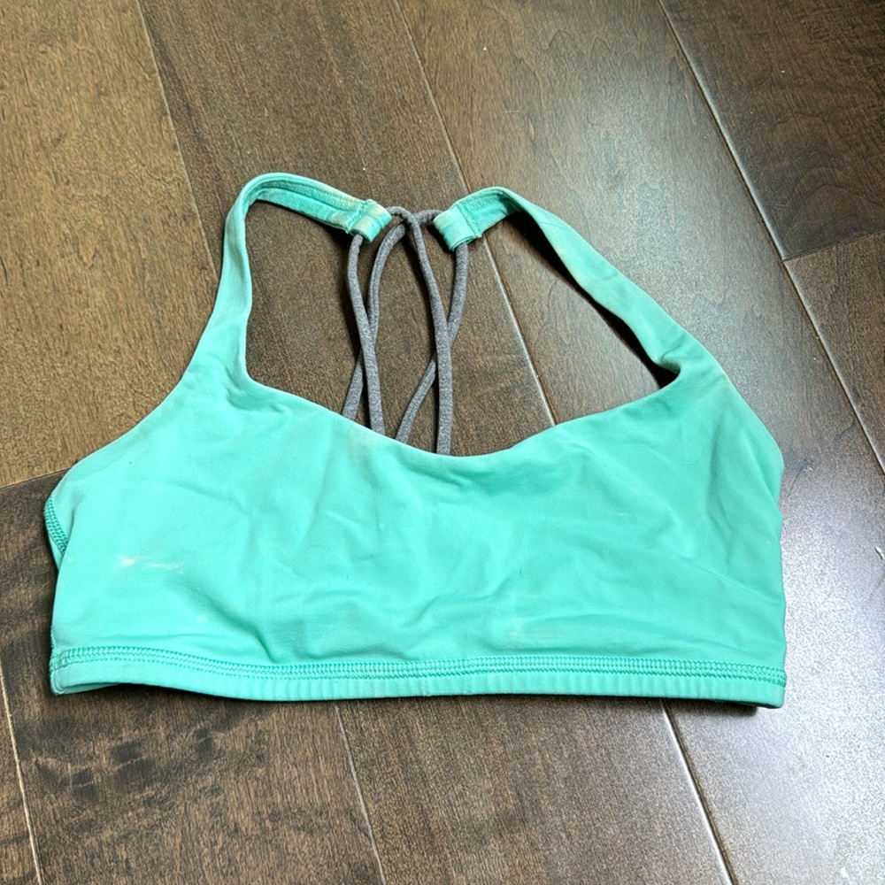 lululemon free to be bra